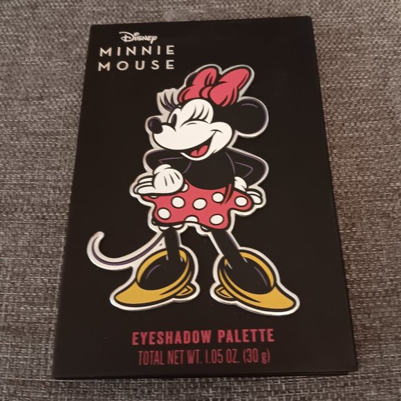 Disney's Minnie Mouse Eyeshadow Palette - Picture 7 of 9